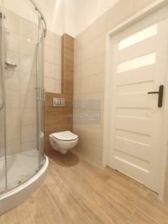 Lokal biurowy z balkonem w Centrum 