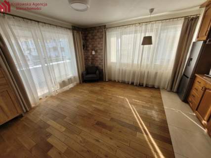 3 pokoje 2 łazienki obok Galerii Bronowice