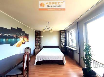  2 pok. 46 m2 6 piętro winda centrum piękny widok 