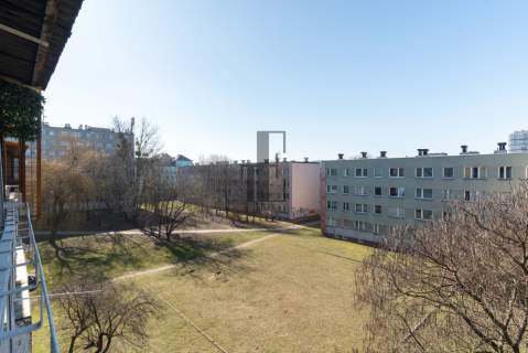 Dwustronne, słoneczne M3 w centrum Piaseczna 