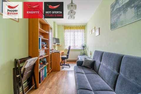 3 pokoje z balkonem, komórką garaż