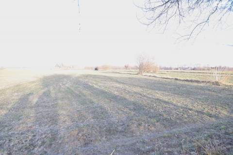 Do sprzedania działka z dużym potencjałem .