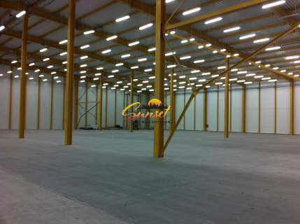 Hala 2760 m2 Pęcice, tylko 29 zł/m2