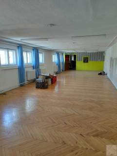 Lokal Komercyjny Zakopiańska 168 m2 media w cenie