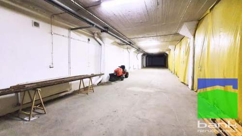Górna - ogrzewany magazyn o pow. 200 m2
