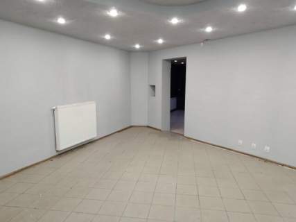 Lokal poradnia, sklep sieciowy, salon fryzjerski