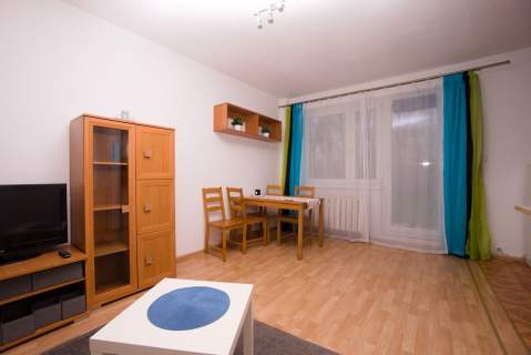 balkon, pralka, lodówka, ciepła woda z sieci