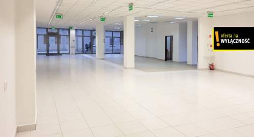 Obniżka-Budynek w centrum Staszowa