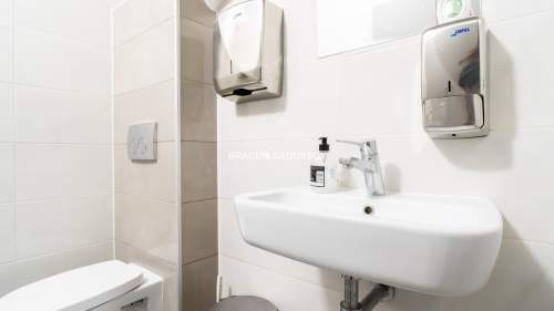 Lokal / biurowy / usługowy / 125 m2