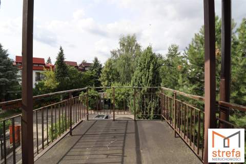 Choiny skrajny segment 7 pokoi garaż na auta