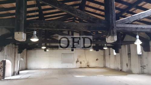 BUDYNEK NA FIRMĘ LUB MIESZKANIA TYPU LOFT