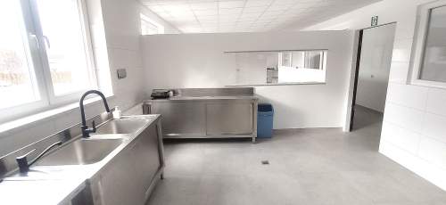 Do wynajęcia pom. biurowe z sala konferencyjną/laboratorium