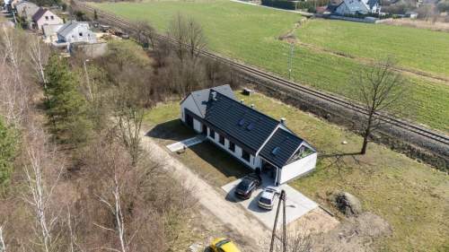 Nowy dom parterowy z działka 1250m2 w Lublińcu