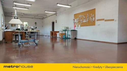 Zakład produkcyjny z domem mieszkalnym w Łodzi