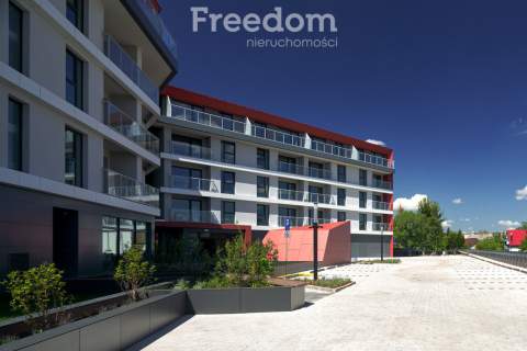 Nowy apartament nad brzegiem jeziora