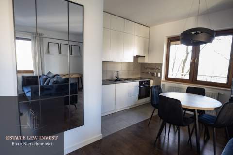 20m2 TARAS Petfriendly Komuny Paryskiej