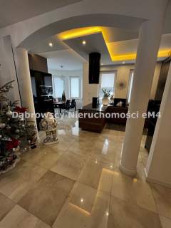  Atrakcyjny dom 207 m2 3400 m2 Lewickie 