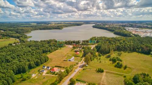 Malownicza działka nad rzeką.