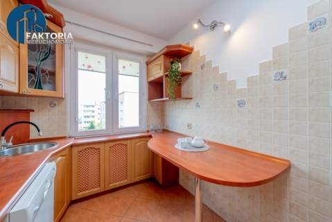 3-pokojowe na Nowym Mieście, z oddzielną kuchnią