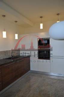 Apartament trzy pokojowy na 12 piętrze