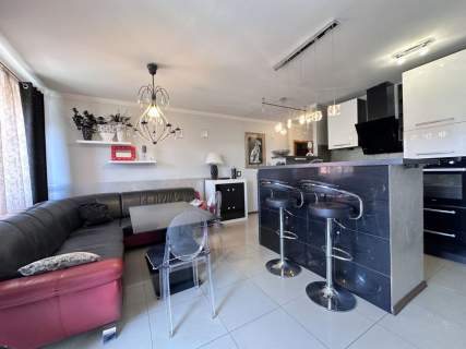3 pokojowe, balkon, klima, możliwość garażu