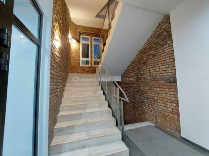 OBIEKT APARTAMENTOWY, CAŁOŚĆ WYNAJĘTA