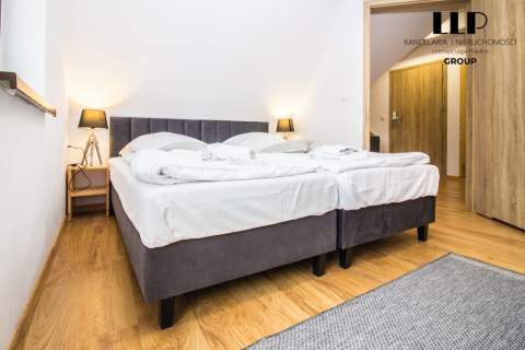 Apartament bezobsługowy, miejsce w garażu, 23% VAT