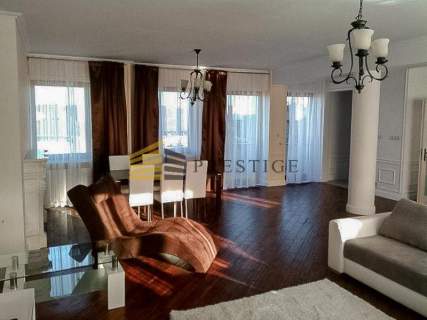 The Kings Old Town Penthouse - Prestige