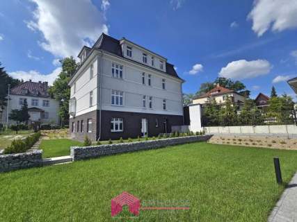 Wyjątkowy apartament z antresolą w zabytkowej willi