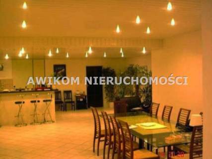 Nieruchomość w Skierniewicach na sprzedaż, z zabud