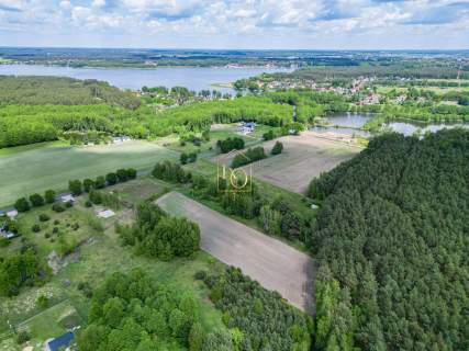 Działka 9800 m   550 m od Jeziora Sławskiego