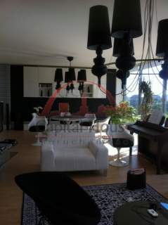 Penthouse w sercu Mokotowa