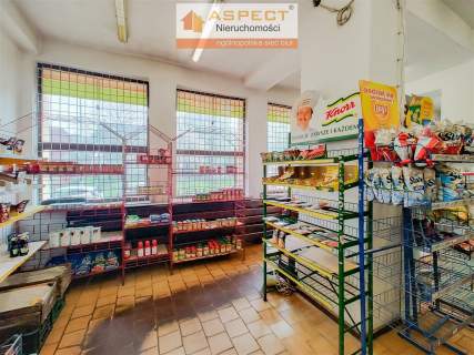 100 m2 lokal na osiedlu z dużymi witrynami