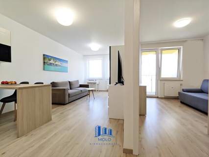 2-pokojowy apartament z balkonem 800m od morza