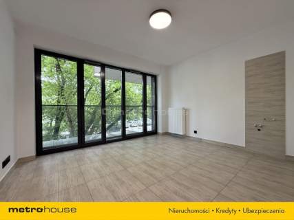 Nowoczesny lokal usługowy po remoncie -nowe Stegny