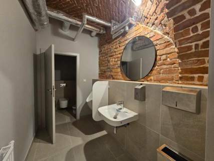 Lokal Księcia Witolda 265 m2 Zabytkowy Spichlerz