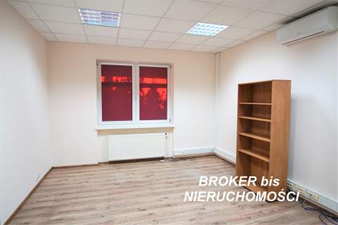 WOLNOSTOJĄCY BUDYNEK NA DZIAŁALNOŚĆ BIUROWĄ