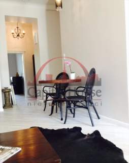 Luksusowy apartament przy Hożej