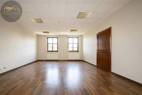 Biuro do wynajęcia w centrum Świdnicy - 80m2