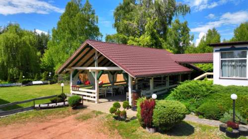 Klimatyczna restauracja w sercu natury-przy lesie