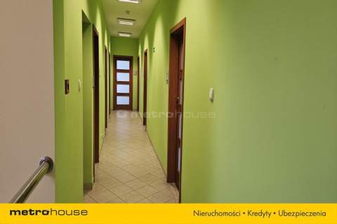 Nieruchomość komercyjna do wynajęcia, 290 m2, Łódź