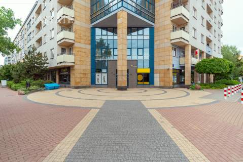 Patio/Metro Kabaty/Lokal usługowy