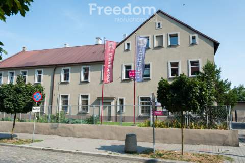 Mały, funkcjonalny lokal do wynajęcia