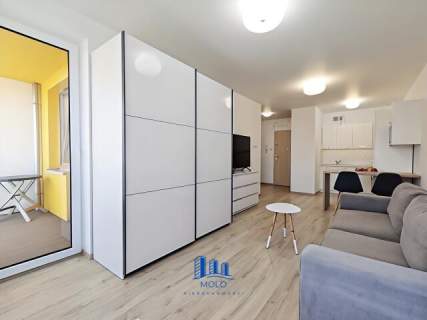 2-pokojowy apartament z balkonem 800m od morza