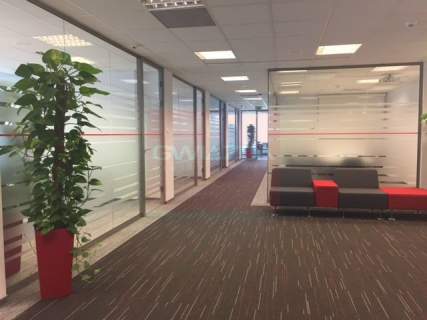 Nieruchomość komercyjna do wynajęcia, 300 m2, Warszawa