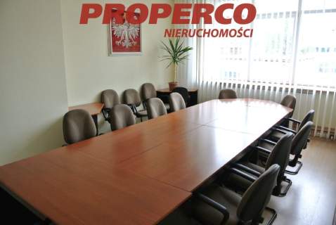 11 budynków hale i biura 10 094m2, centrum Kielc