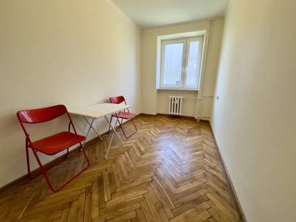 37m2 dwa pokoje z osobną kuchnią w centrum miasta 