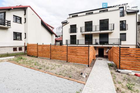 3-pok. mieszkanie z garderobą i 70m2 ogrodem 