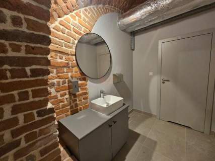 Lokal Księcia Witolda 265 m2 Zabytkowy Spichlerz