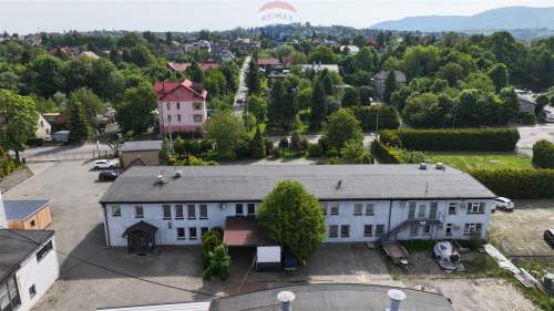 Budynek biurowo-socjalny z mieszkaniem